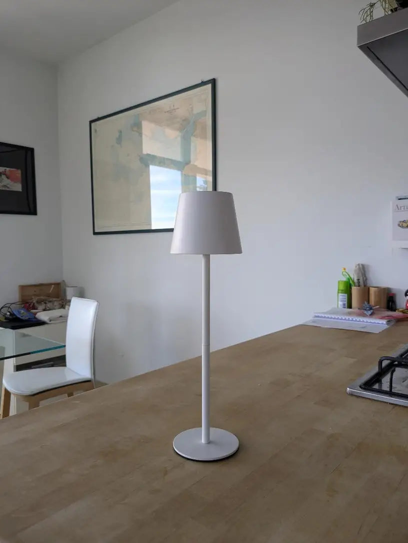 Vivolux | LED Tischlampe – Kabellos, Touch-Bedienung & Dimmbares Licht