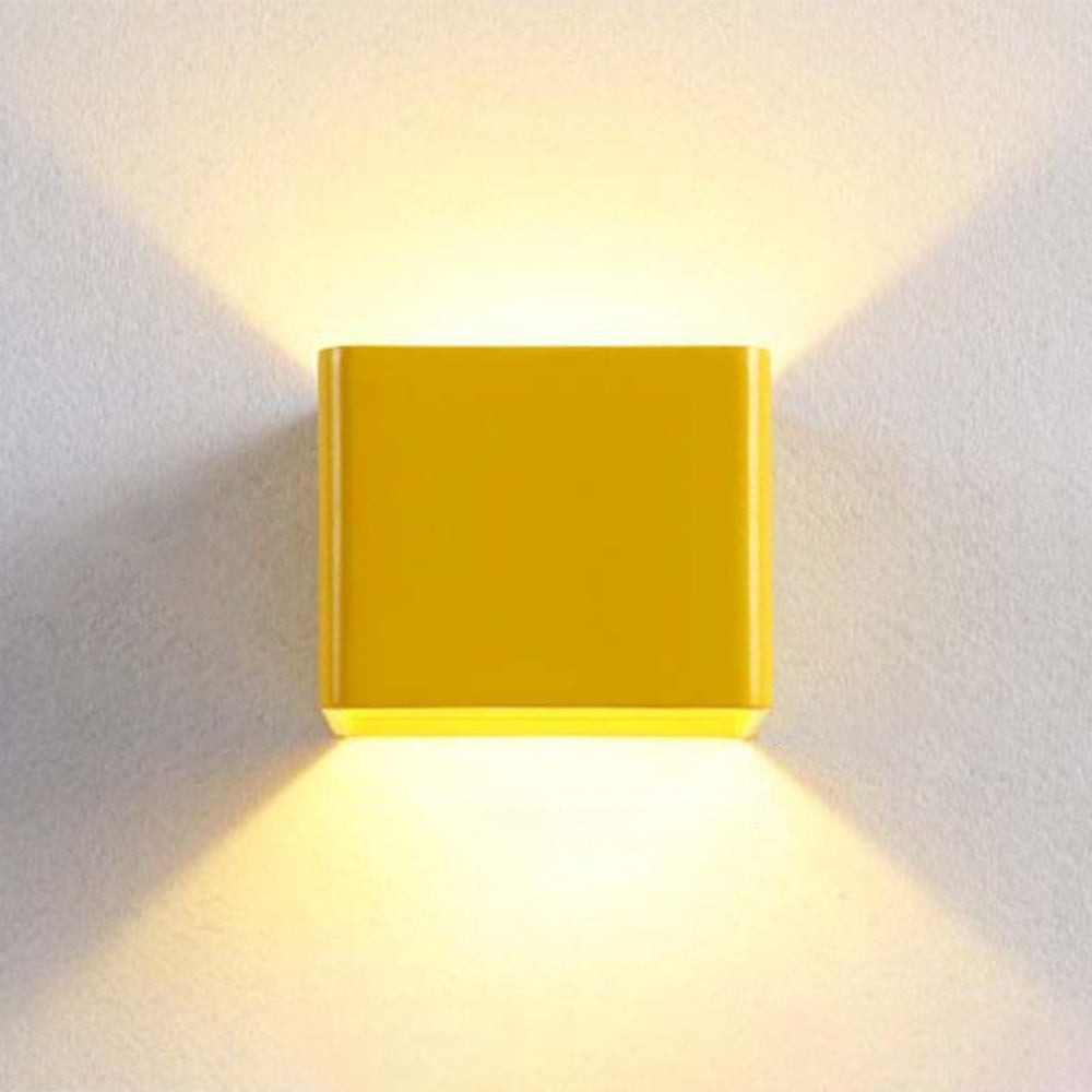 Vivolux | OrrSquare – Moderne quadratische Wandleuchte für stilvolle Beleuchtung