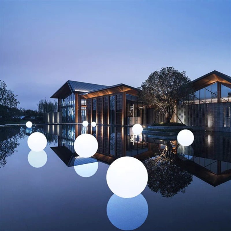 Vivolux | Outdoor Globe Light - Kabellos, Wetterfest, 16 Farben LED Kugelleuchte