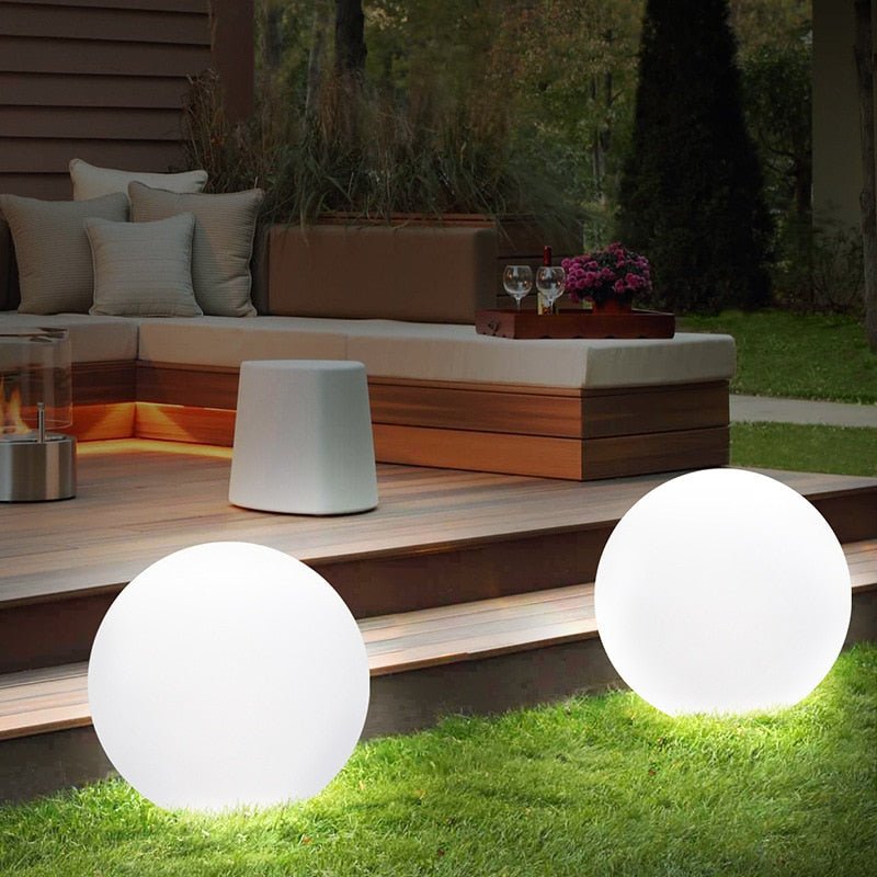Vivolux | Outdoor Globe Light - Kabellos, Wetterfest, 16 Farben LED Kugelleuchte