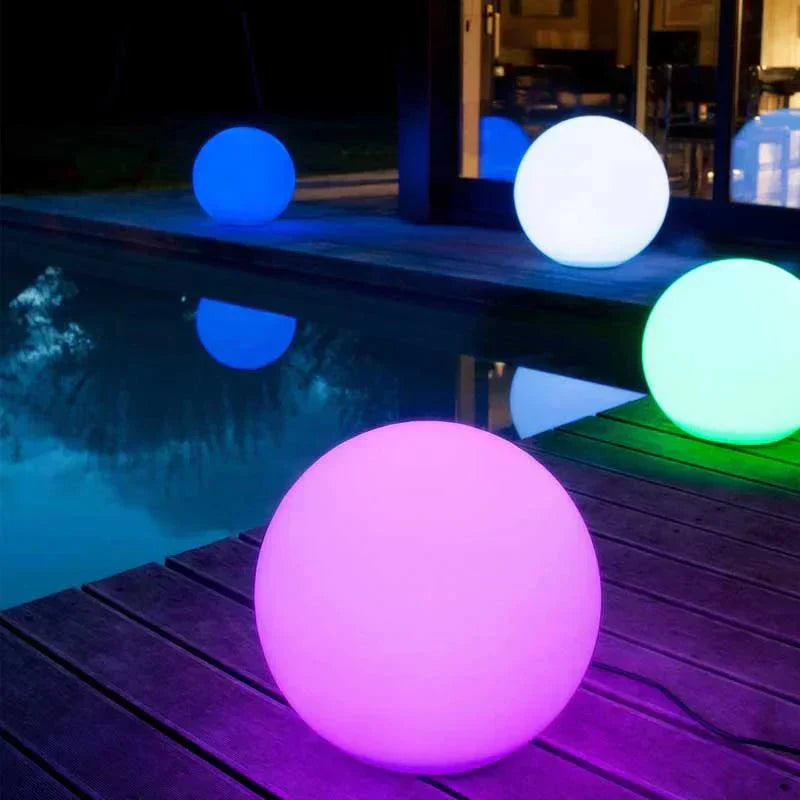 Vivolux | Outdoor Globe Light - Kabellos, Wetterfest, 16 Farben LED Kugelleuchte
