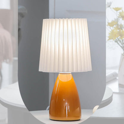 Vivolux | Skandinavische Retro-Tischlampe mit plissiertem Schirm und Glassockel