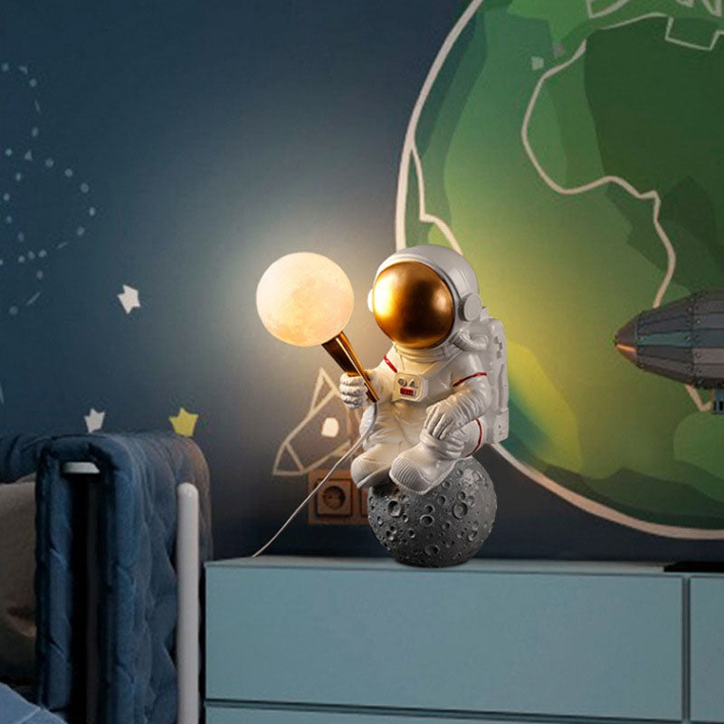 Vivolux | CosmoBuddy Astronaut Wandlampe | Kreatives Design | Resin & ABS | LED Schlafzimmerlicht