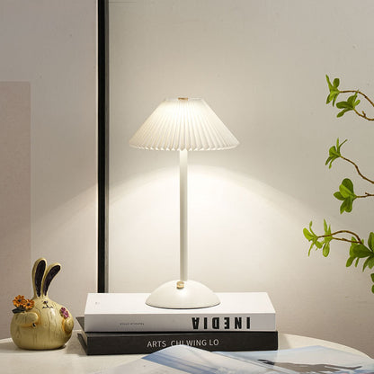Vivolux | Zeitgenössische skandinavische wiederaufladbare Eisenstoff konische plissierte LED-Tischlampe für Nachttisch