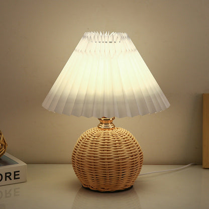 Vivolux | RattaLume Nordic LED Tischlampe | Geflochtenes Rattan & Faltstoffschirm | Stimmungslicht | Deko fürs Schlafzimmer