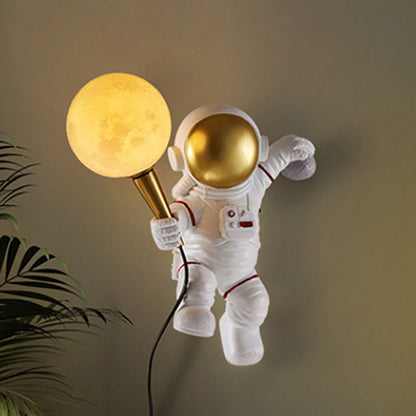 Vivolux | CosmoBuddy Astronaut Wandlampe | Kreatives Design | Resin & ABS | LED Schlafzimmerlicht