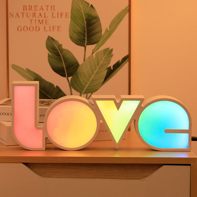 Vivolux | Moderne Art Deco wasserdichte PS LOVE Buchstaben LED Tischlampe für das Schlafzimmer