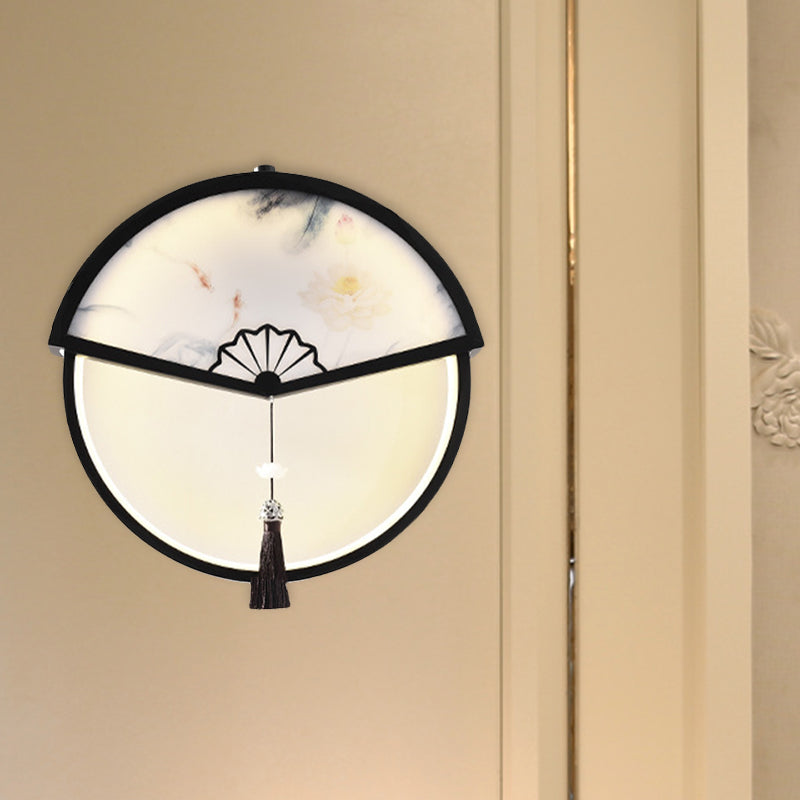 Vivolux | Boom/Berg Scene Wanddecoratie Lichte Chinese Metaal Zwarte Fan-Vormige LED Wandlamp met Kwast Knoop