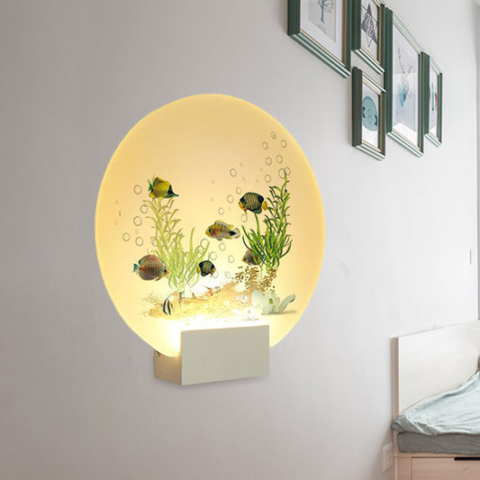 Vivolux | Witte Circulaire Wandverlichting Idee Oriëntaalse LED Acryl Muurlicht met Onderzeese Planten en Vissen Ontwerp