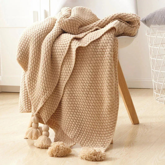 Vivolux | Gestrickte Wolldecke mit Quasten - NordicCozy