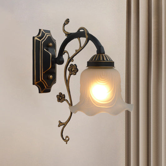 Vivolux | Vintage Stil Blume Formen Wand Sconces Licht 1-Glühbirne Facettiertes Glas Wandmontiertes Licht in Schwarz-Gold