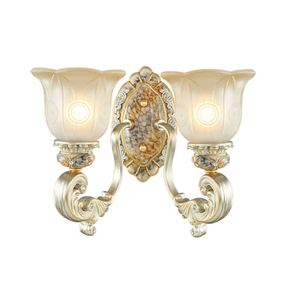 Vivolux | Vintage Scalloped Wandlamp 1/2-Licht Witte Glas Wandmontage Lamp in Goud voor Slaapkamer
