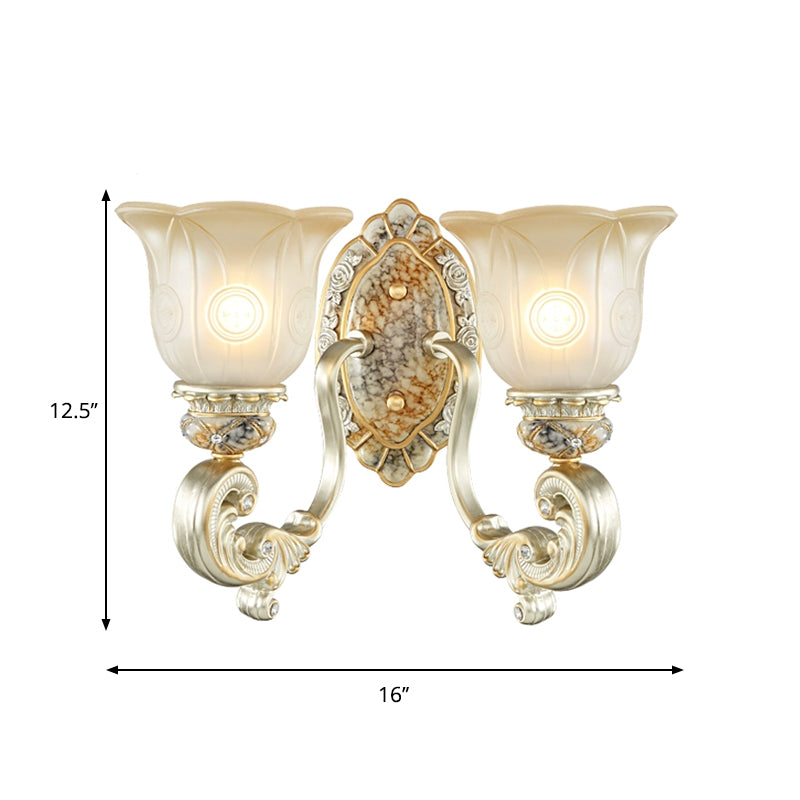 Vivolux | Vintage Scalloped Wandlamp 1/2-Licht Witte Glas Wandmontage Lamp in Goud voor Slaapkamer