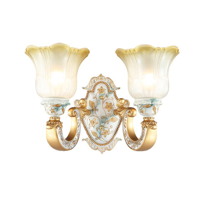Vivolux | Traditionele Bloemen Wandlamp 1/2-Kop Vervagend Amber en Witte Glazen Wandlamp in Goud