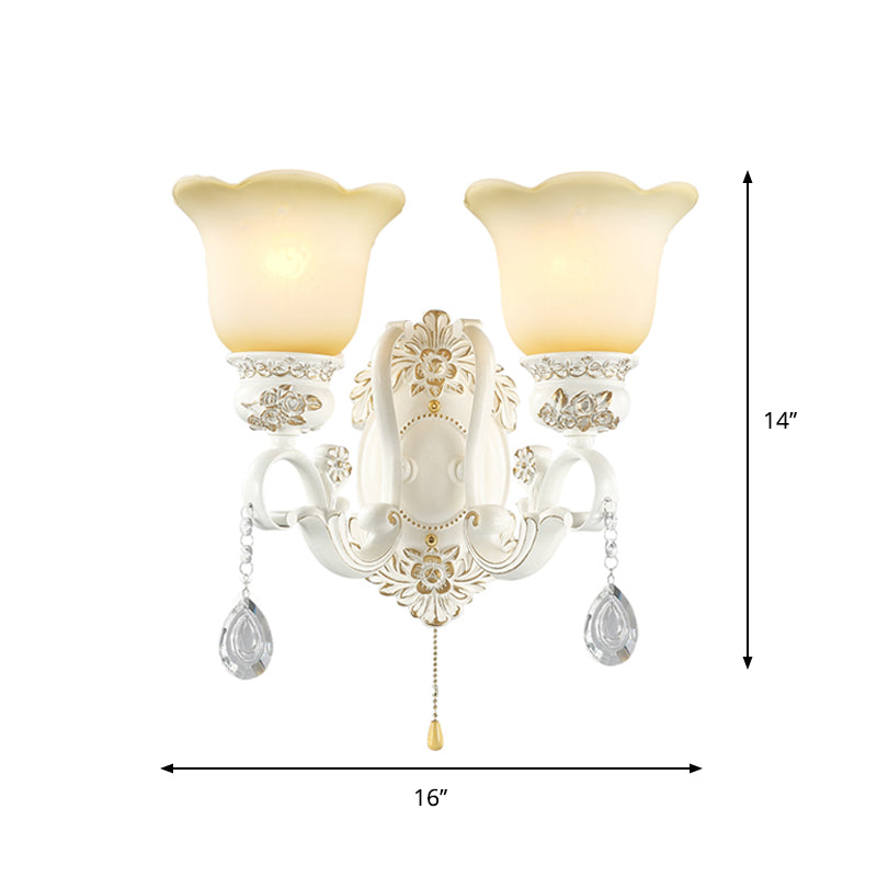 Vivolux | Witte Gehoekte Wandverlichting Traditionele Ivoor Glazen 1/2-Bulb Eetkamer Wandlamp Lichtarmatuur