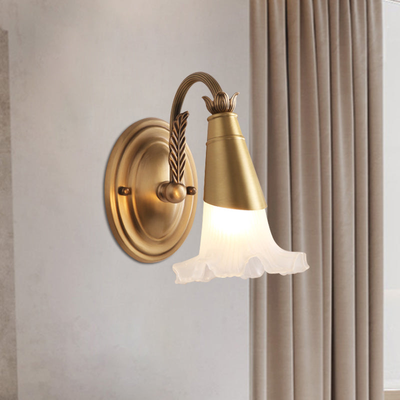 Vivolux | Gouden Kegel Vanity Verlichting Traditionele Witte Glas 1/2/3-Kops Badkamer Wandlamp met Sla Trim