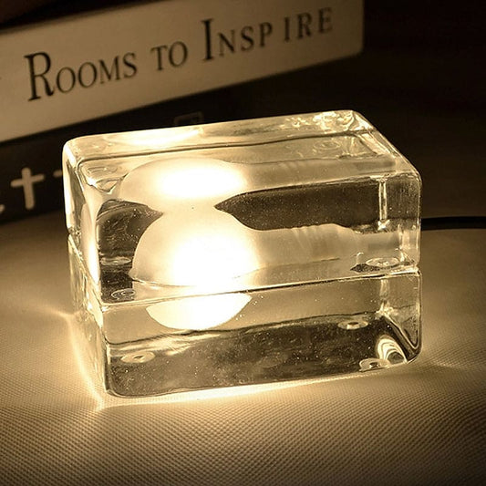 Vivolux | BrightCube – Minimalistische Tischleuchte mit transparentem Glaswürfel