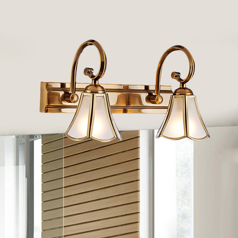 Vivolux | Milchglas Wellenrand Vanity Lampe Kolonialstil 1/2/3-Kopf Badezimmer Wandbeleuchtung Leuchte in Gold