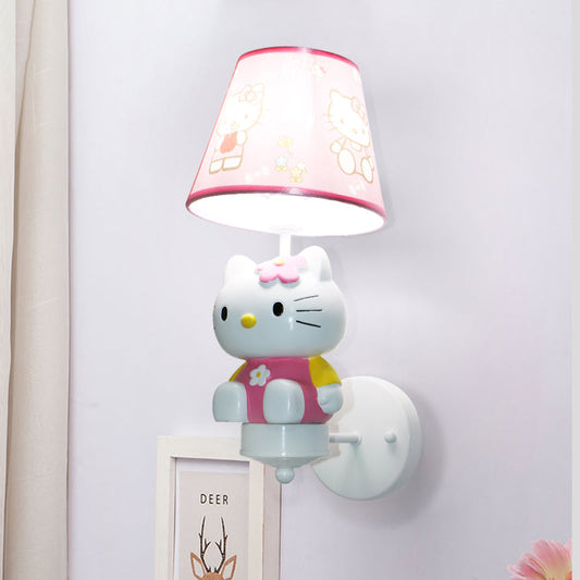 Vivolux | Süße Kitty Mädchenzimmer Wandbeleuchtung Harz Einzel Cartoon Wandleuchte in Pink mit konischem Stoffschirm