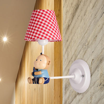 Vivolux | Cone Kids Bedside Wandlamp Geëmonteerd Stof 1 Licht Cartoon Wandlamp Ideeën in Blauw/Rood met Kleine Beer Decor