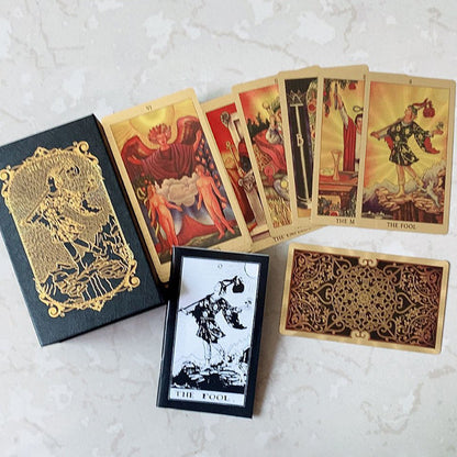 Entdecken Sie die mystische Welt des Tarot Gold Foil Tarot