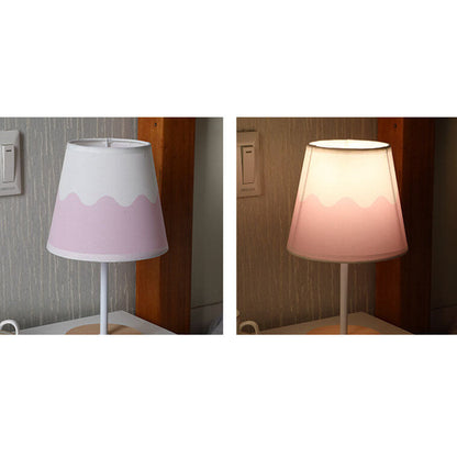 Vivolux | Nordic Vintage Stoff Cone Massivholz LED Tischlampe