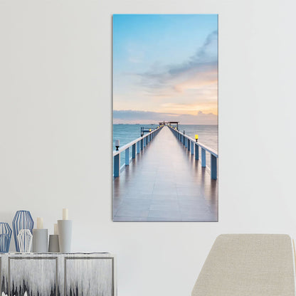 Vivolux | Fotografie Moderne Wandkunst mit Gerade Brücke zum Meer Muster in Braun-Blau
