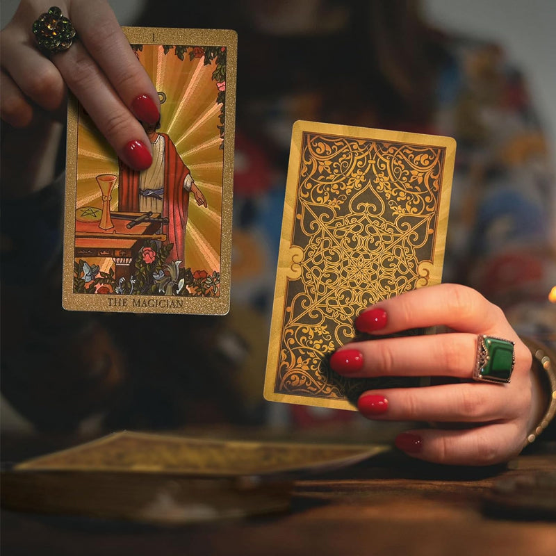 Entdecken Sie die mystische Welt des Tarot Gold Foil Tarot