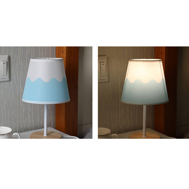 Vivolux | Nordic Vintage Stoff Cone Massivholz LED Tischlampe