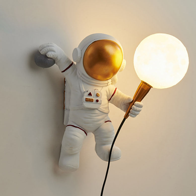 Vivolux | CosmoBuddy Astronaut Wandlampe | Kreatives Design | Resin & ABS | LED Schlafzimmerlicht