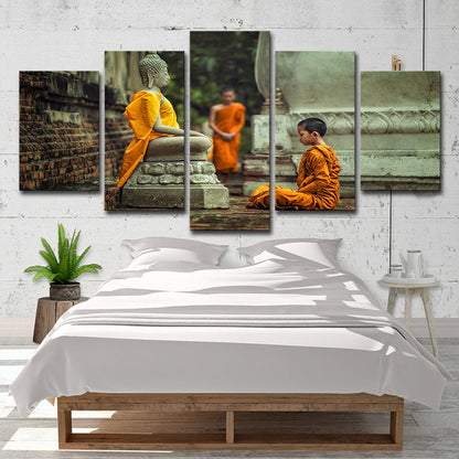 Vivolux | Buddhist Boy Mediterende Canvas Print Geel Hedendaagse Wanddecoratie für Esszimmer