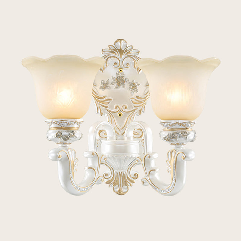 Vivolux | Cream Glass White Wall Light Floral 1/2-Kopf Cottage Wand Sconces Beleuchtung mit geschwungenem Arm