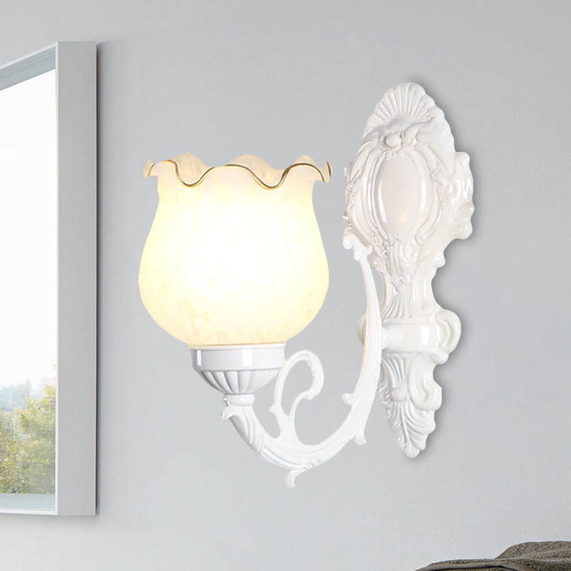 Vivolux | Loft Style Bud Wandlamp Eén Peertje Opaline Glas Wandverlichting Fitting in Zwart/Wit/Messing