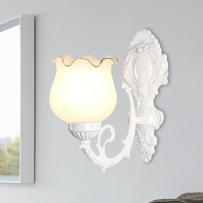 Vivolux | Loft Style Bud Wandlamp Eén Peertje Opaline Glas Wandverlichting Fitting in Zwart/Wit/Messing
