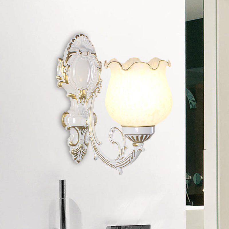 Vivolux | Loft Style Bud Wandlamp Eén Peertje Opaline Glas Wandverlichting Fitting in Zwart/Wit/Messing