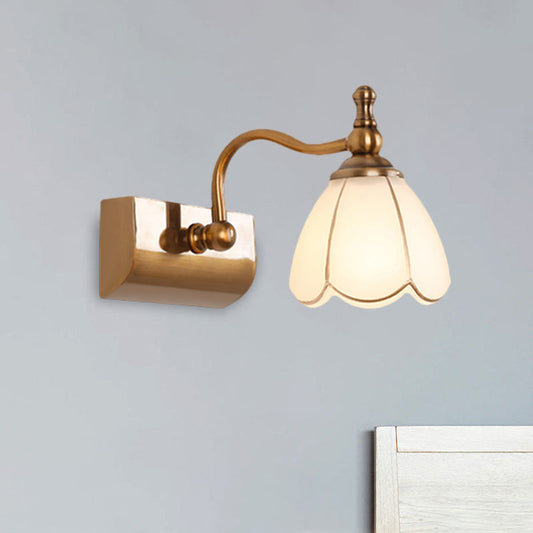 Vivolux | Weißes Glas Messing Vanity Lampe Scalloped 1/2-Licht Rustikaler Stil Wandmontage Beleuchtung mit Gebogenem Arm