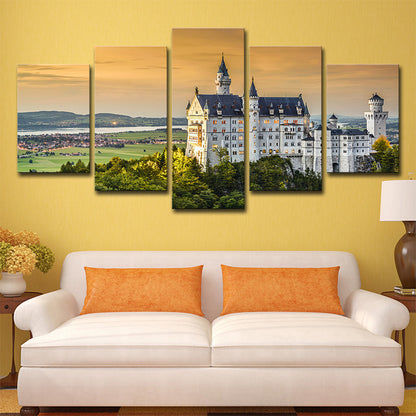 Vivolux | Modernes Landmark Wandkunstdruck Grünes Schwanstein Schloss mit Sonnenuntergangsblick Leinwand