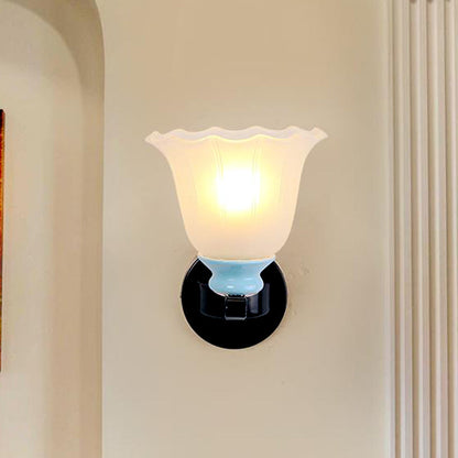 Vivolux | 1/2-Bulb Bloom Wandlamp Antiqued Black Frosted Ribbed Glas Wandverlichting voor Woonkamer