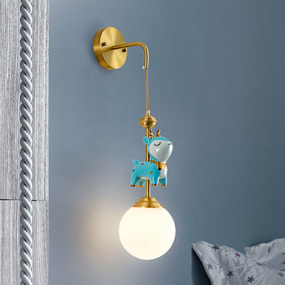 Vivolux | Opal Glas Wereld Muur Licht Armatuur Cartoon 1 Licht Gouden Wandlamp met Blauwe Herten Decor