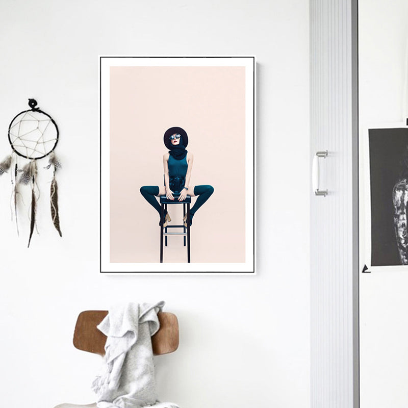 Vivolux | Leinwand Pink Wandkunst Dekor Modernismus Dame sitzt auf Stuhl Eingewickelte Leinwand für großes Zimmer