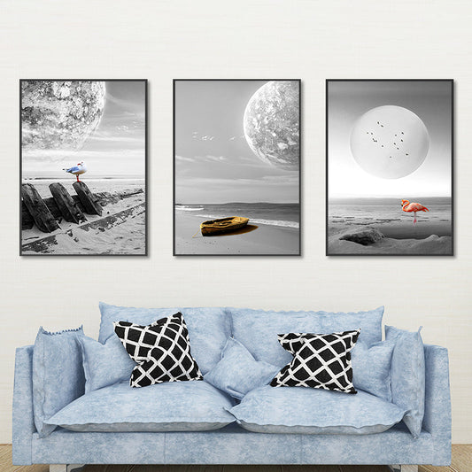Vivolux | Seascape Wandkunst Set Moderne Sci-Fi Strand und schwebender Planet Eingewickelte Leinwand in Grau