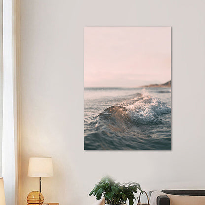 Vivolux | Zeitgenössischer Seascape Leinwanddruck Pink Fotografie Meeresspray und Wellen Wandkunst