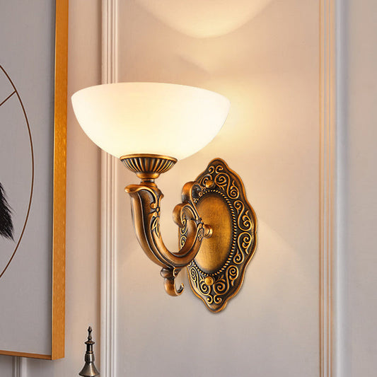 Vivolux | Rustieke Zwevende Arm Wandlamp 1/2-Licht Metaal Wandverlichting Ideeën in Messing met Kom Matglas Shade