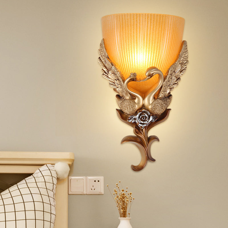 Vivolux | Hars Eend Wandverlichting Ideeën Klassieke 1 Lampe Schlafzimmer Wandlampe in Gold mit Schale Amber Geriffeltes Glasdach