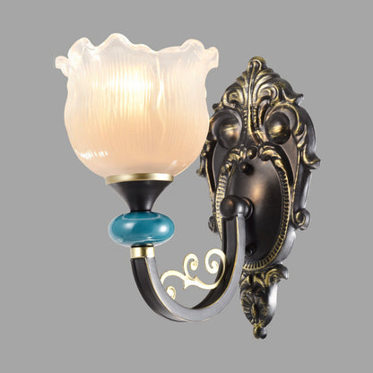 Vivolux | 1/2-Bulb Floral Wandleuchte Antiqued Schwarz Opal Gerippte Glas Gebogene Arm Wandmontierte Lampe