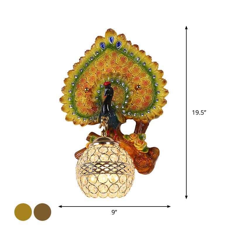 Vivolux | Klassieke Orb Vorm Wandlamp 1 Hoofd Duidelijk K9 Kristal Wandlamp Lichtarmatuur met Pauw Decor in Geel/Goud