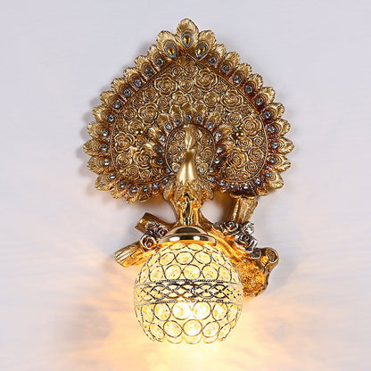 Vivolux | Klassieke Orb Vorm Wandlamp 1 Hoofd Duidelijk K9 Kristal Wandlamp Lichtarmatuur met Pauw Decor in Geel/Goud