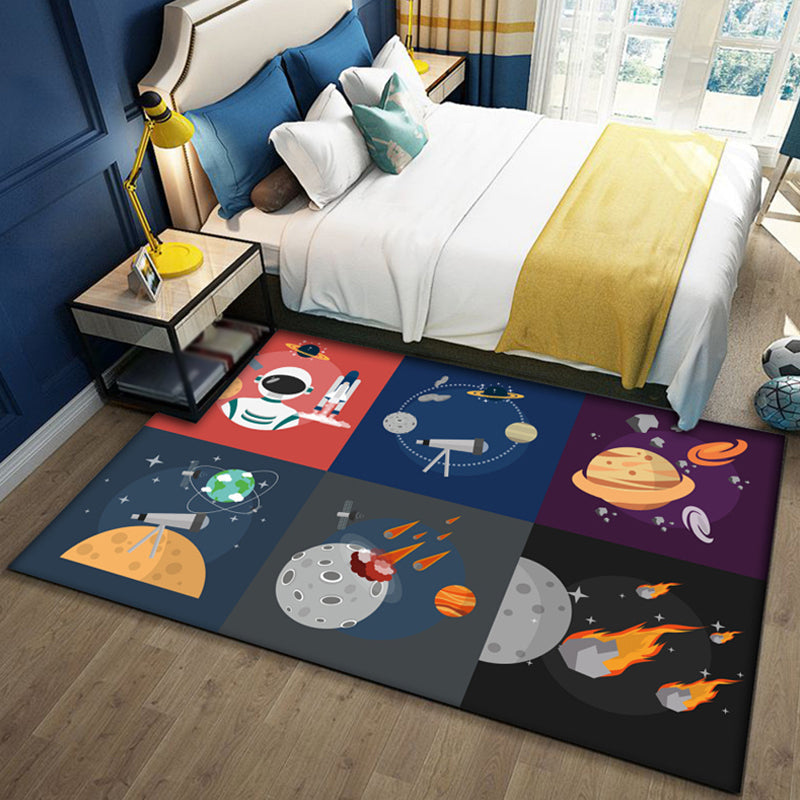 Vivolux | Zwart en Blauw Kids Tapijt Polyester Ruimte en Strand Patroon Tapijt Huisdier Vriendelijk Wasbaar Antislip Ondersteuning Vloerkleed voor Decoratie