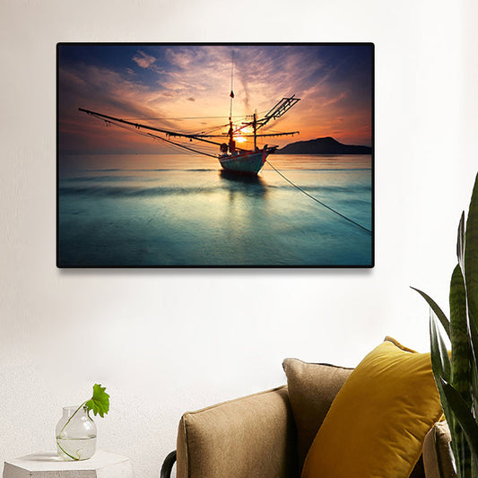 Vivolux | Sunset Glow Zeilboot Canvas Print Moderne Poëtische Zeegezicht Wandkunst in Blauw voor Thuis
