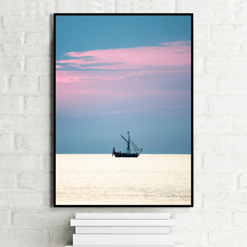 Vivolux | Foto Zonsondergang Oceaan Zeilboot Canvas Kunst Minimalistische Pittoreske Zeeweide Wanddecoratie in Zachte Kleur